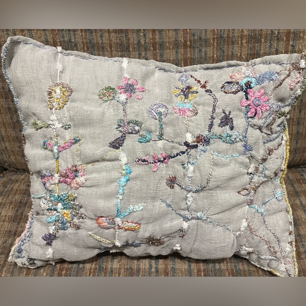 Handmade Embroidered Throw Pillow – Floral Design, Cottagecore, Boho Décor